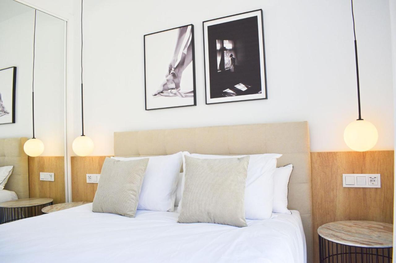 New Build Apartment On Beautiful Modern Complex 로잘레스 외부 사진